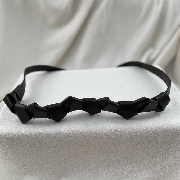 *SOLD* Brand new Salvatore Ferragamo women’s knotted belts sizes XS S - Picture 5 of 5